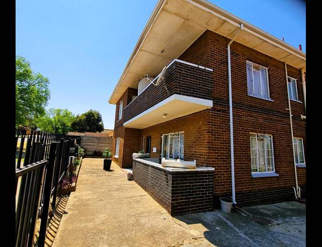 BUSINESS FOR SALE IN GERDVIEW